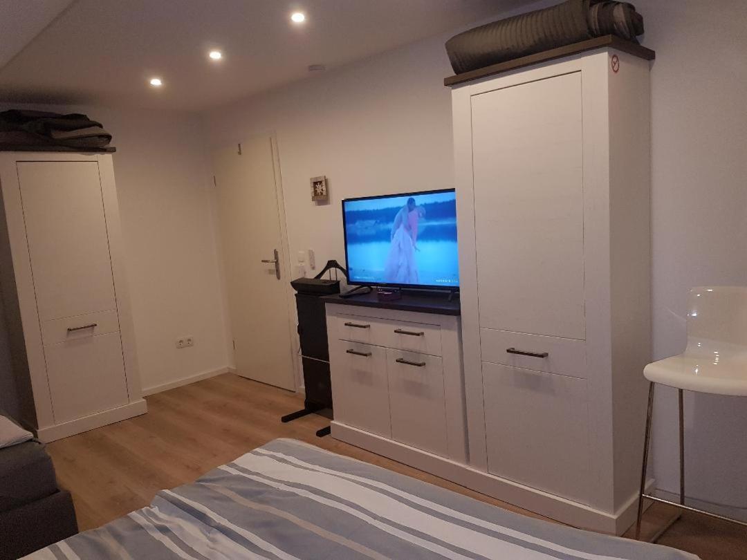 Ferienwohnung Rhein-Main フレールスハイム・アム・マイン エクステリア 写真